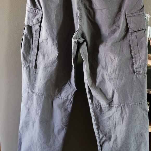 H & M Cargo Pant size S dark gray - Picture 3 of 9